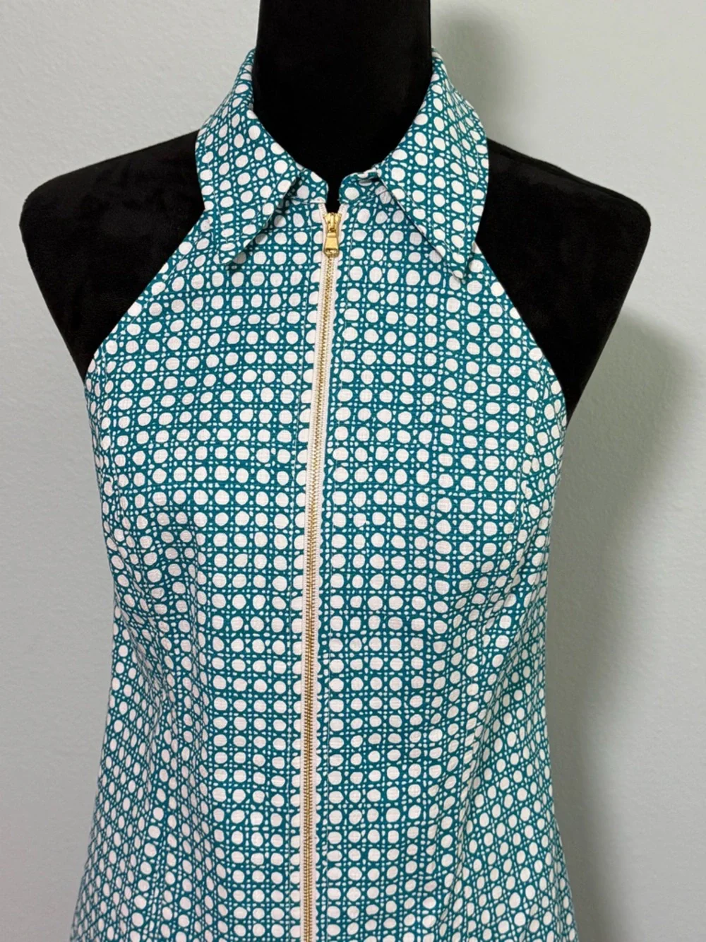 NWT TRINA TURK Rosalina Zip Front Sleeveless Mini Dress - 8 - Picture 3 of 9